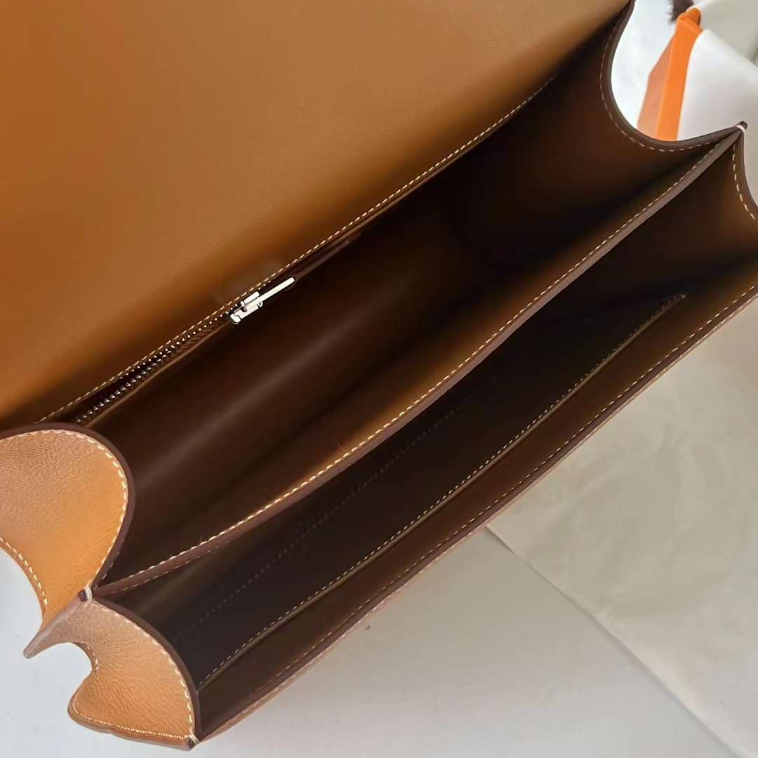 Hermès（爱马仕）Constance 空姐包 Epsom Ck37 金棕色 拼 自然色蜥蜴扣 银扣 24cm 全手工蜡线缝 Phw