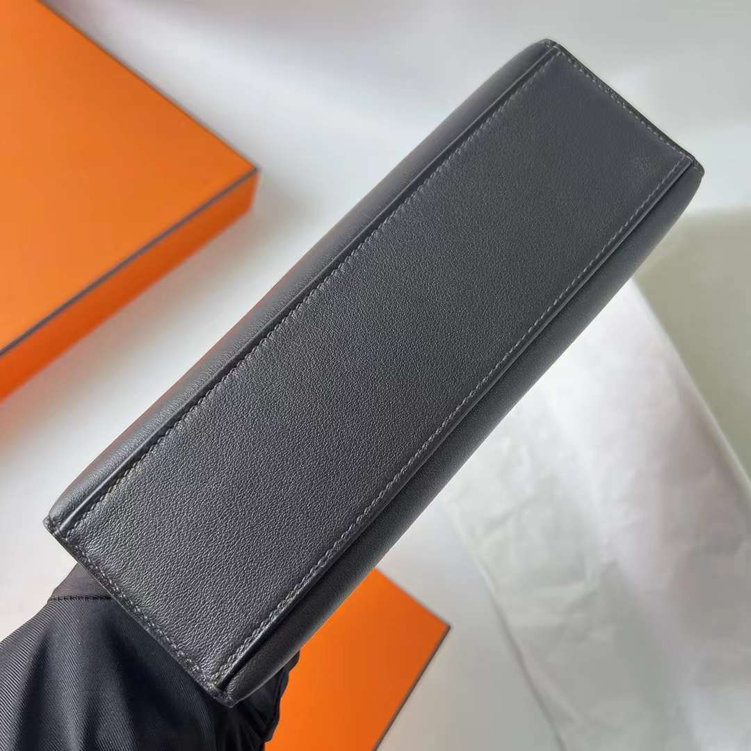 Hermès（爱马仕）Mini Kelly Pochette Swift Ck46 乌木色 银扣 22cm 全手工蜡线缝 Phw