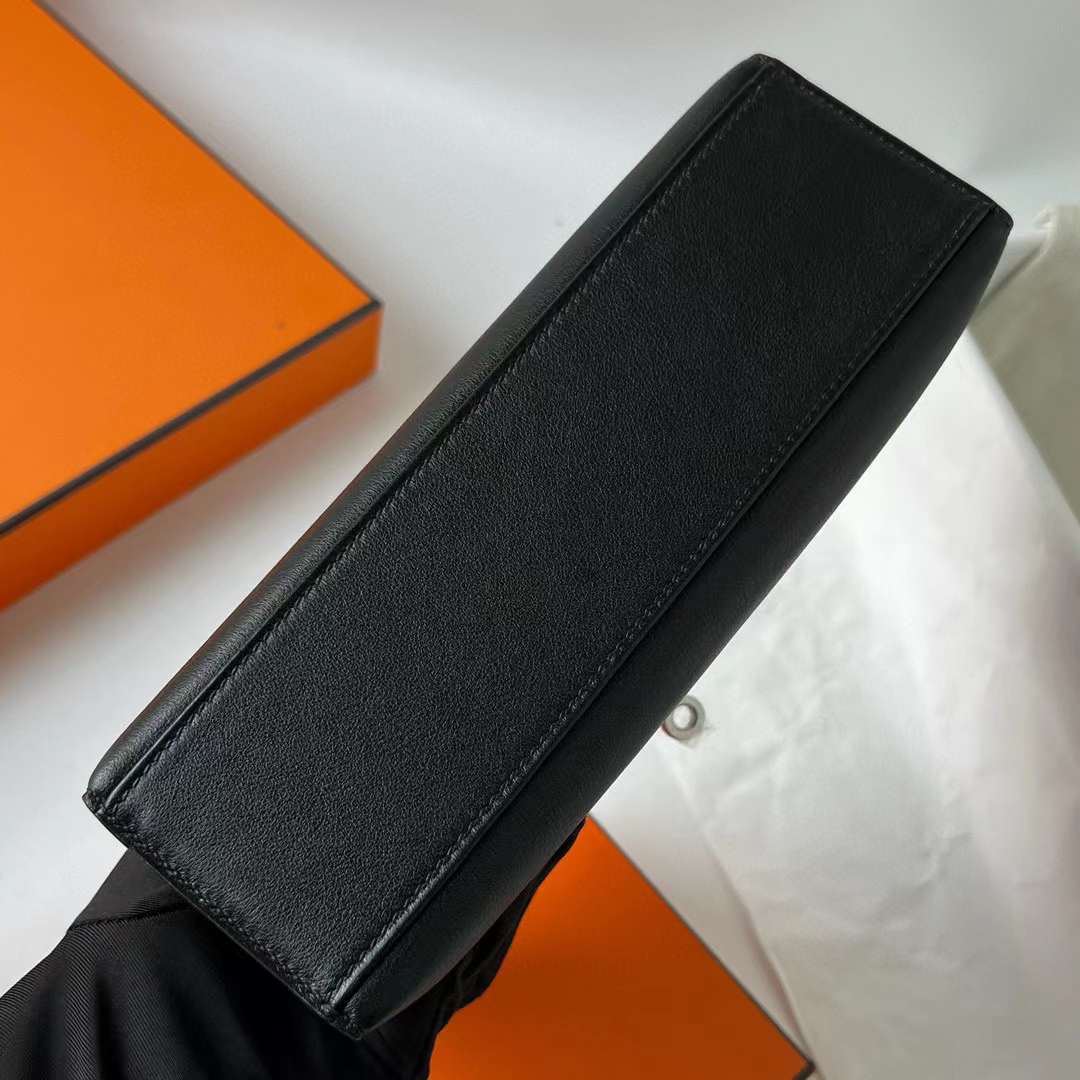 Hermès（爱马仕）Mini Kelly Pochette Swift Ck89 黑色 拼 3Q 新粉色 银扣 22cm 全手工蜡线缝 Phw