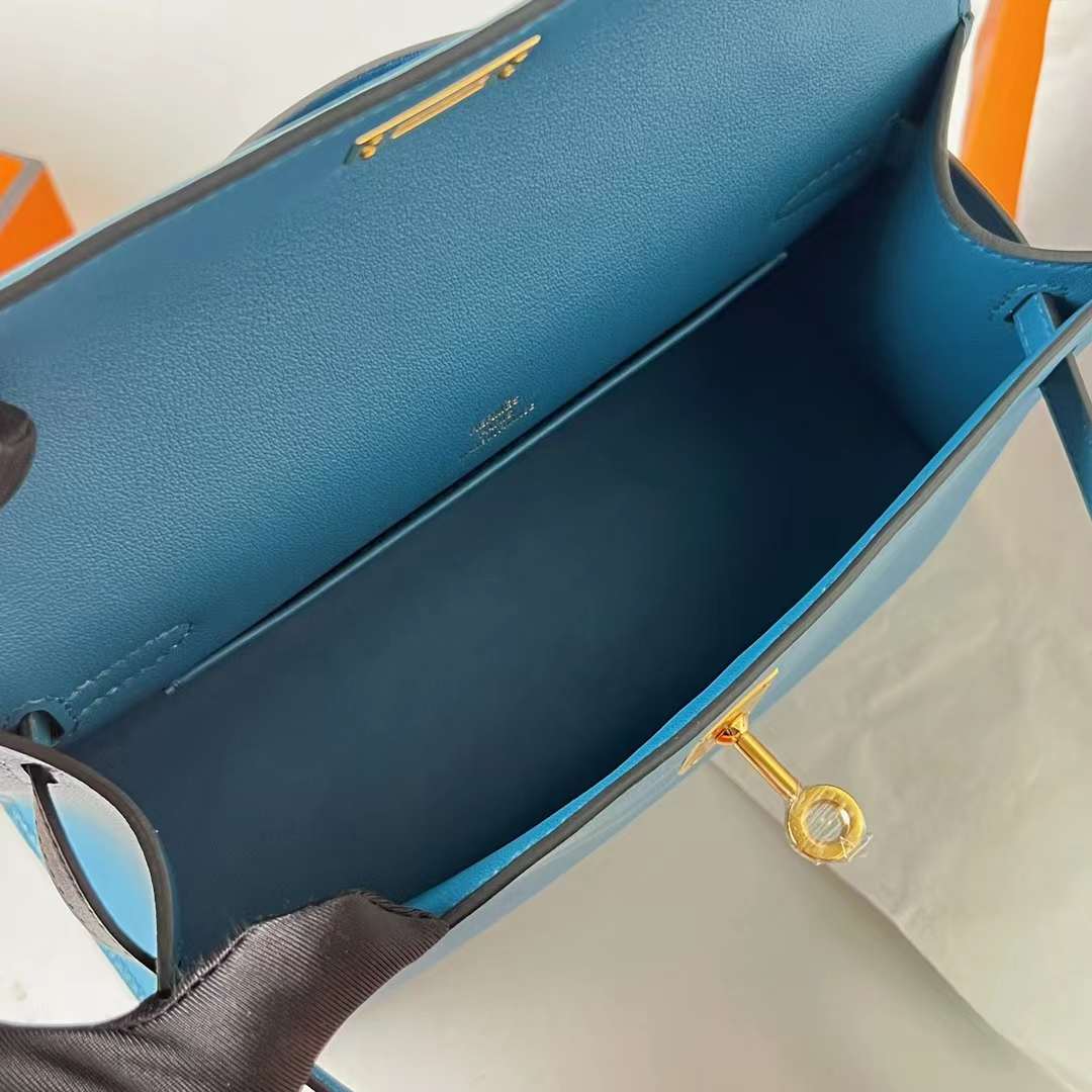 Hermès（爱马仕）Mini Kelly Pochette Swift 7W 伊兹密尔蓝 金扣 22cm 全手工蜡线缝 Ghw