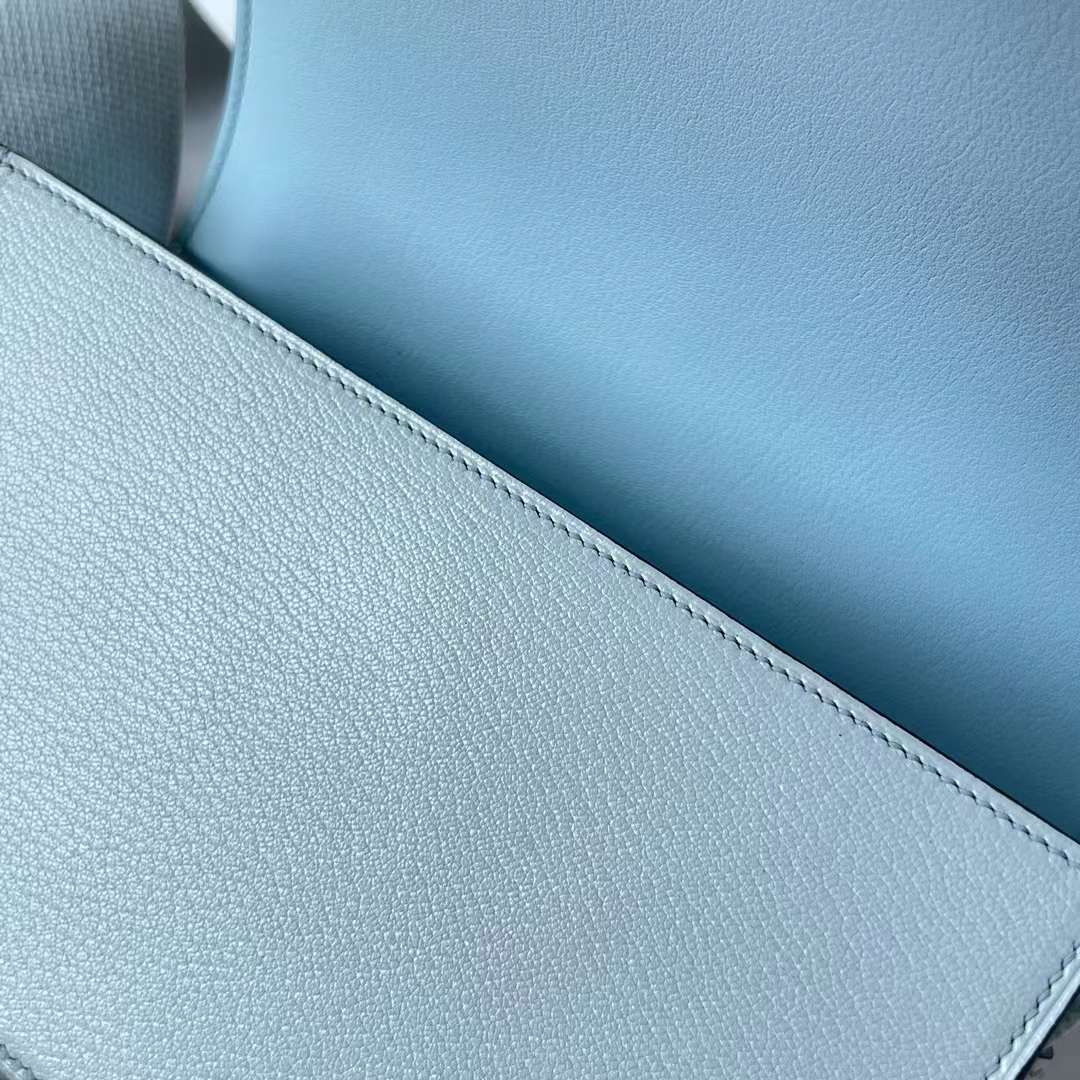 Hermès（爱马仕）Geta 木屐包 Chevre 进口山羊皮 0T 雾蓝色 金扣 20cm 全手工蜡线缝 Ghw