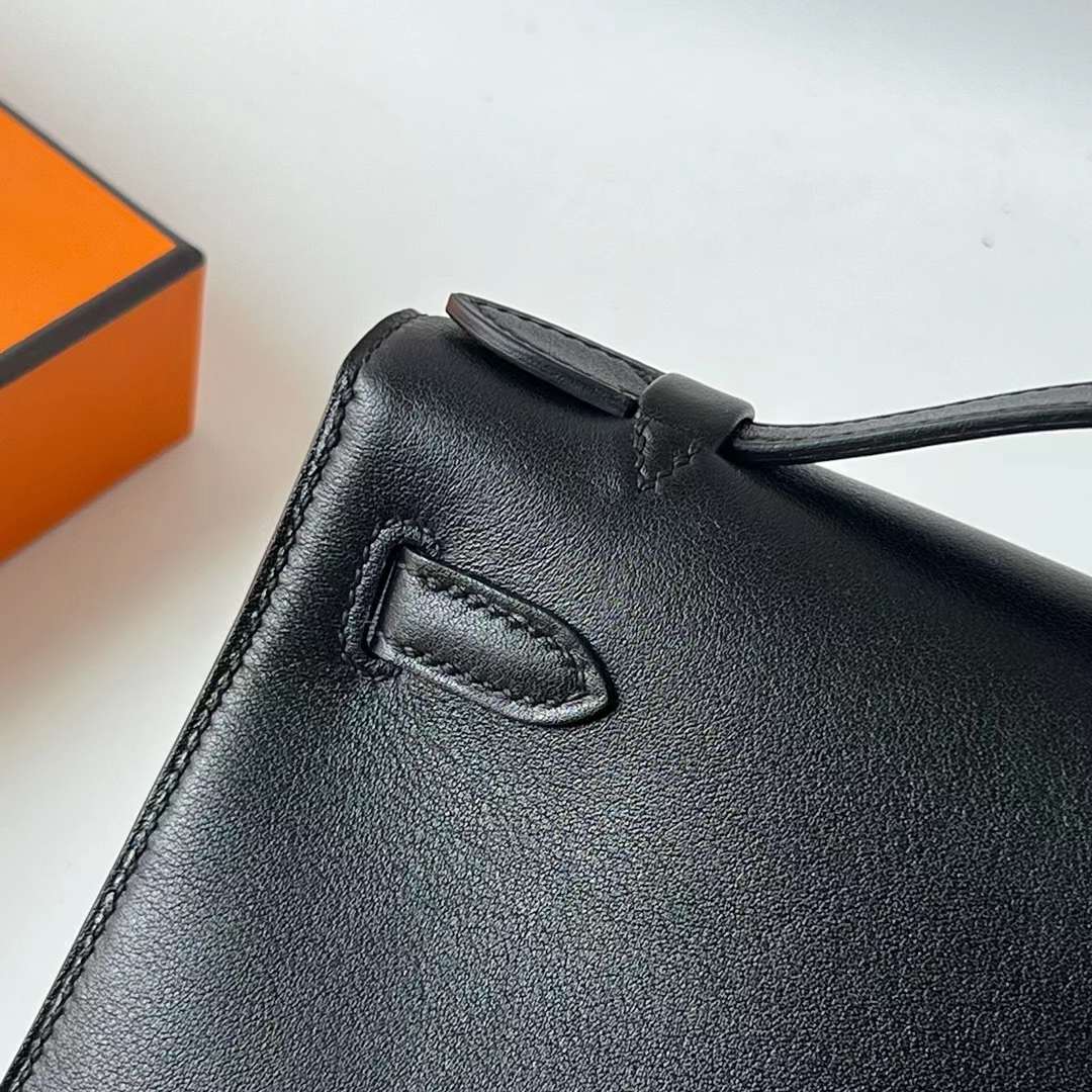 Hermès（爱马仕）Mini Kelly Pochette Swift Ck89 黑色 银扣 22cm 全手工蜡线缝 Phw