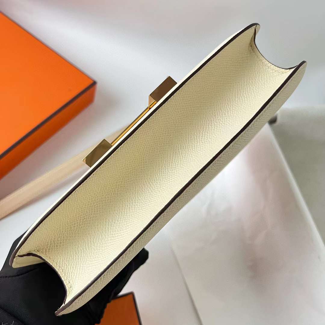 Hermès（爱马仕） Constance 空姐包 1-24cm Epsom I2 奶油白 金扣 24cm 全手工蜡线缝 Ghw
