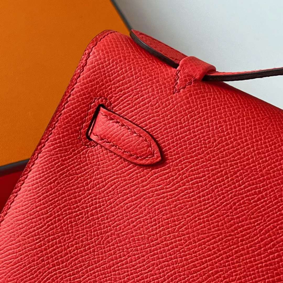 Hermès（爱马仕）Mini Kelly Pochette Epsom T5 蜜桃粉 金扣 22cm 全手工蜡线缝 Ghw