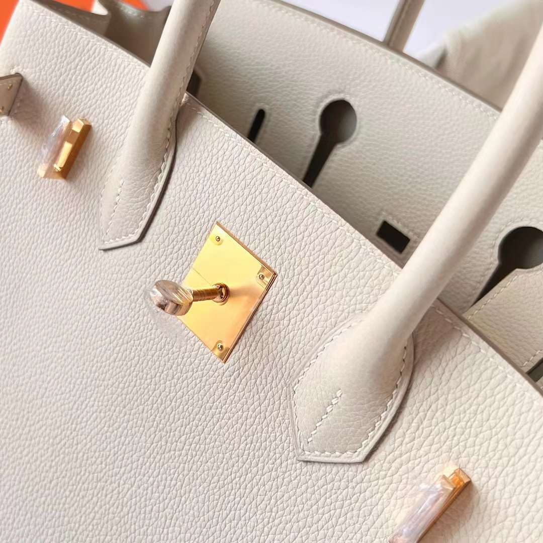 Hermès（爱马仕）Birkin 铂金包 Togo皮 Ck10 奶昔白 金扣 Ghw 30cm