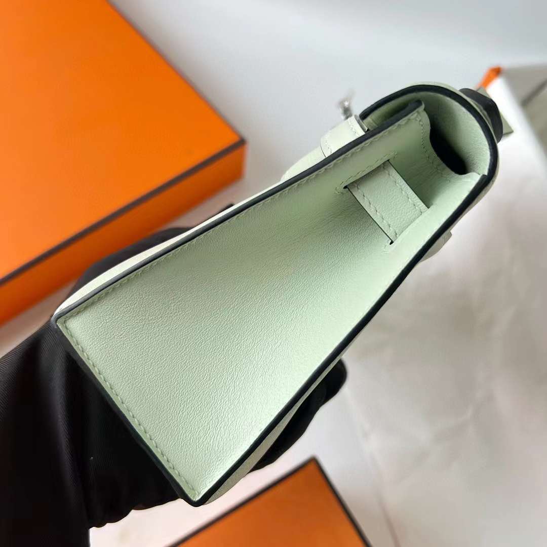 Hermès（爱马仕）Mini Kelly Pochette Swift 0S 气泡绿 银扣 22cm 全手工蜡线缝 Phw