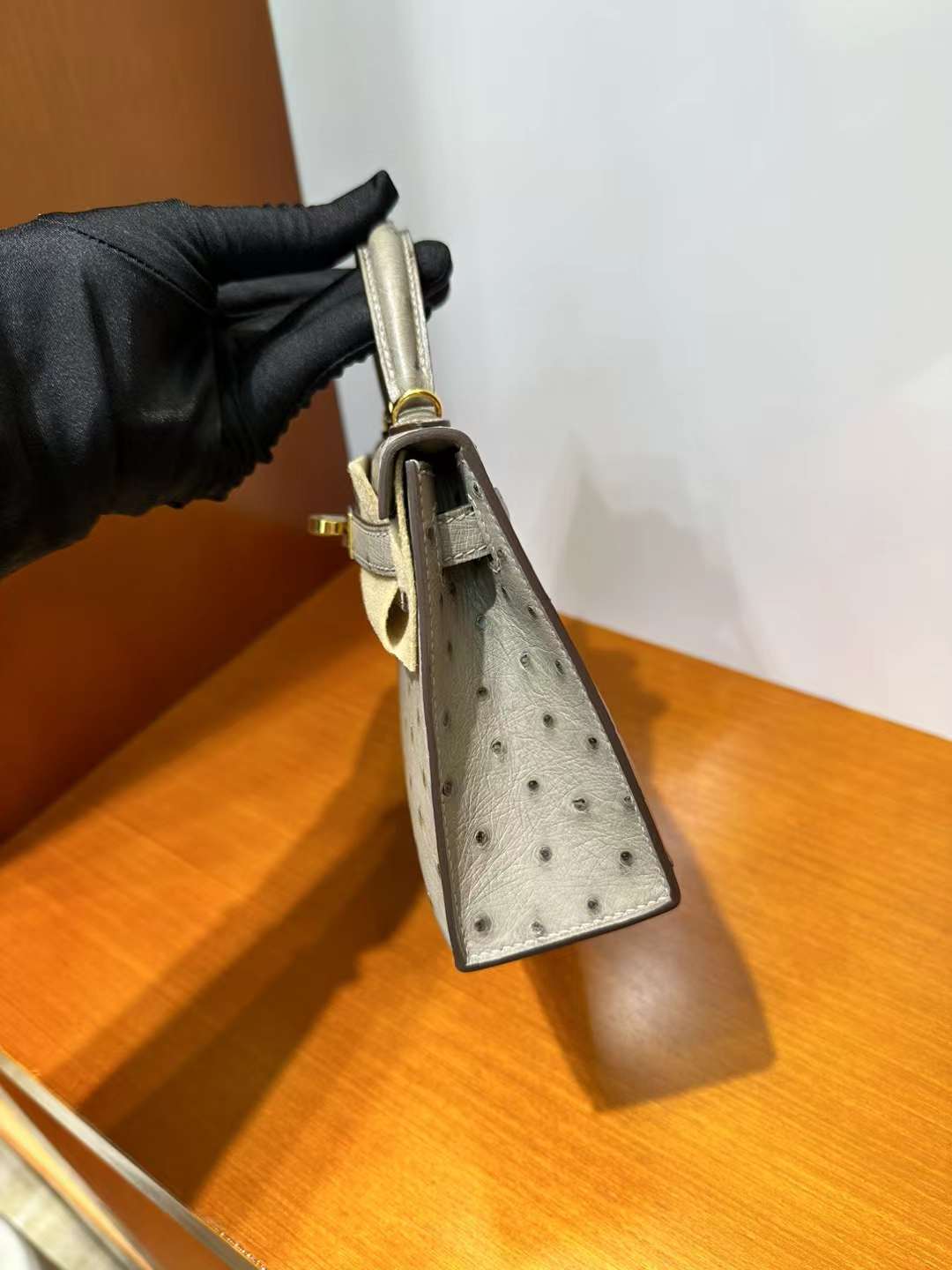 Hermès（爱马仕）Mini Kelly 迷你凯莉 Ostrich 进口kk鸵鸟皮 Ck81 斑鸠灰 金扣 19cm 全手工蜡线缝 Ghw
