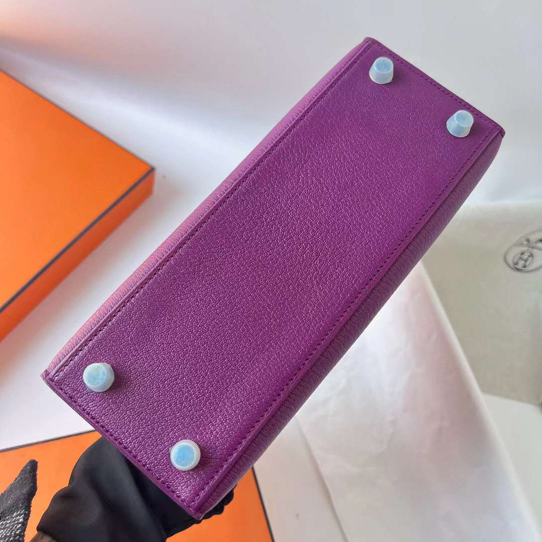 Hermès（爱马仕）Kelly 凯莉包 Chevre 进口山羊皮 P9 海葵紫 金扣 25cm 全手工蜡线缝 Ghw