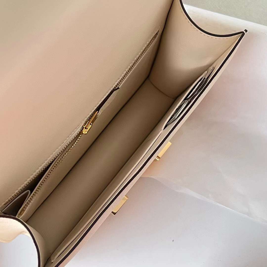 Hermès（爱马仕） Constance 空姐包 1-24cm Epsom I2 奶油白 金扣 24cm 全手工蜡线缝 Ghw