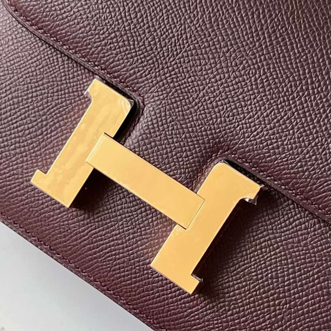 Hermès（爱马仕）Constance 空姐包 Epsom 0G 马鞍红 金扣 19cm 全手工蜡线缝 ghw
