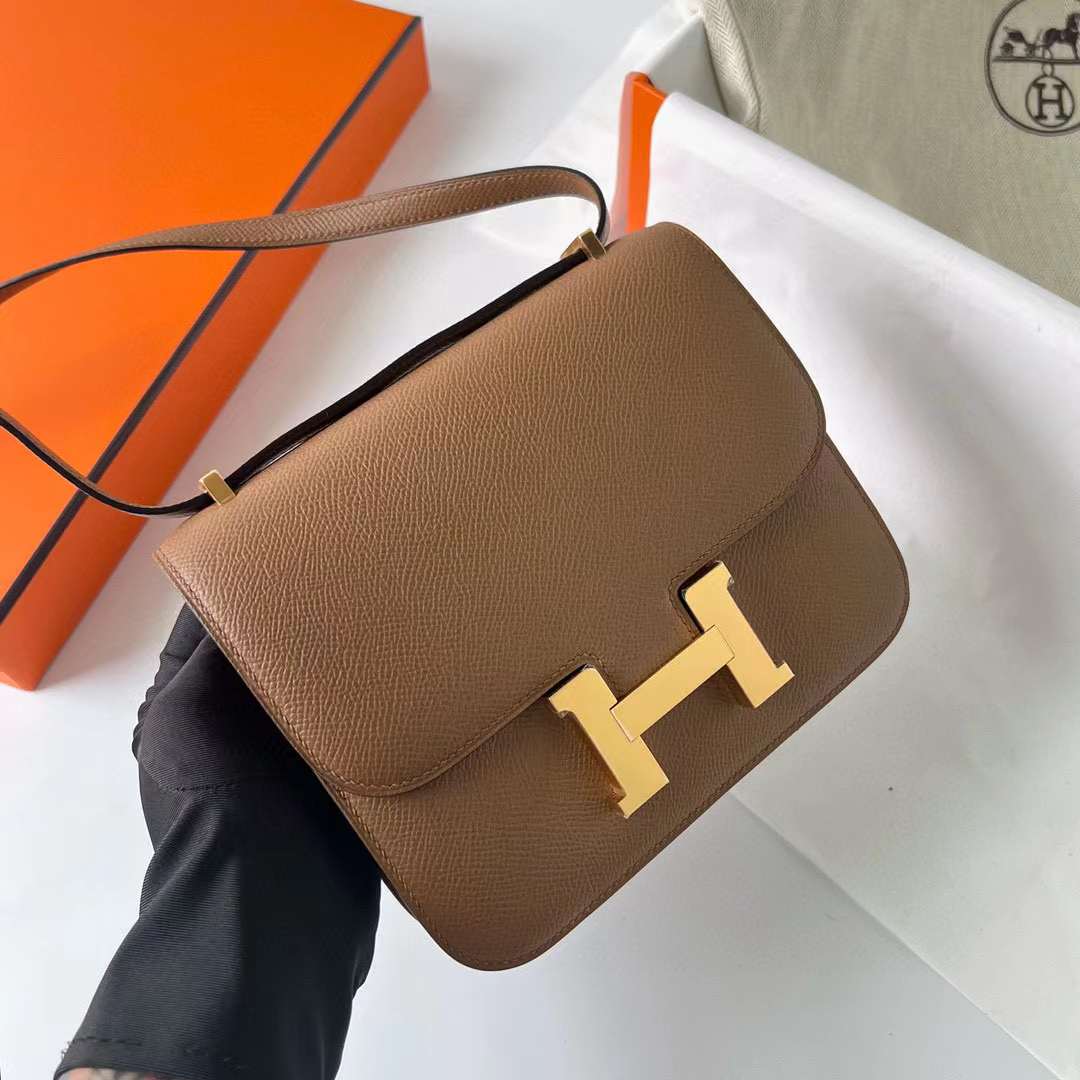 Hermès（爱马仕）Constance 空姐包 Epsom 3G 栗子棕 金扣 19cm 全手工蜡线缝 ghw