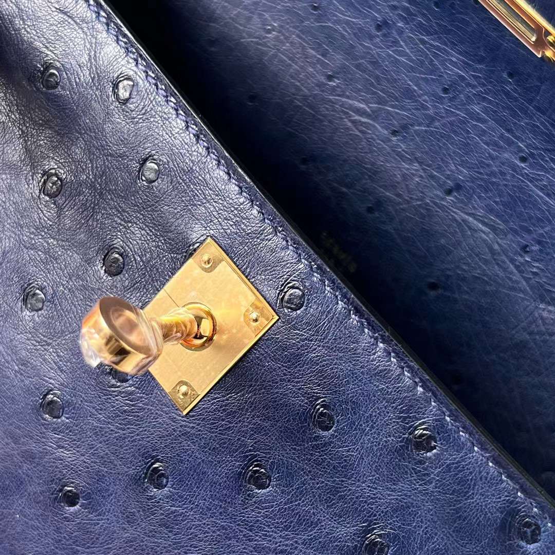 Hermès（爱马仕）Mini Kelly Pochette Ostrich 进口鸵鸟皮 7L 马耳他蓝 金扣 22cm 全手工蜡线缝 Ghw