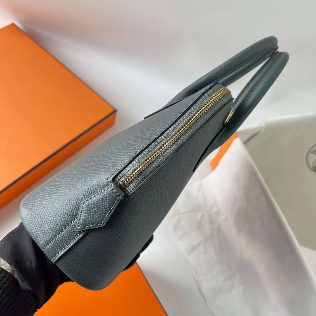 Hermès（爱马仕）Bolide 保龄球包 Epsom Y7 飓风蓝 金扣 25cm 全手工蜡线缝 Ghw