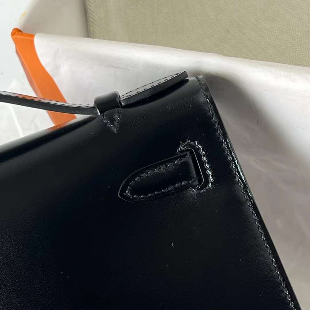 Hermès（爱马仕）Mini Kelly Pochette Boxcalf Ck89 黑色 金扣 22cm 全手工蜡线缝
