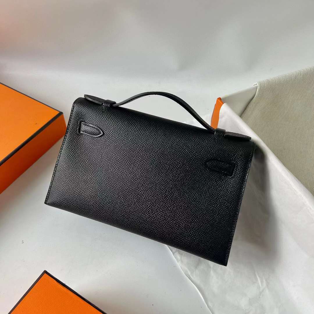 Hermès（爱马仕）Mini Kelly Pochette Epsom Ck89 黑色 金扣 22cm 全手工蜡线缝 Ghw