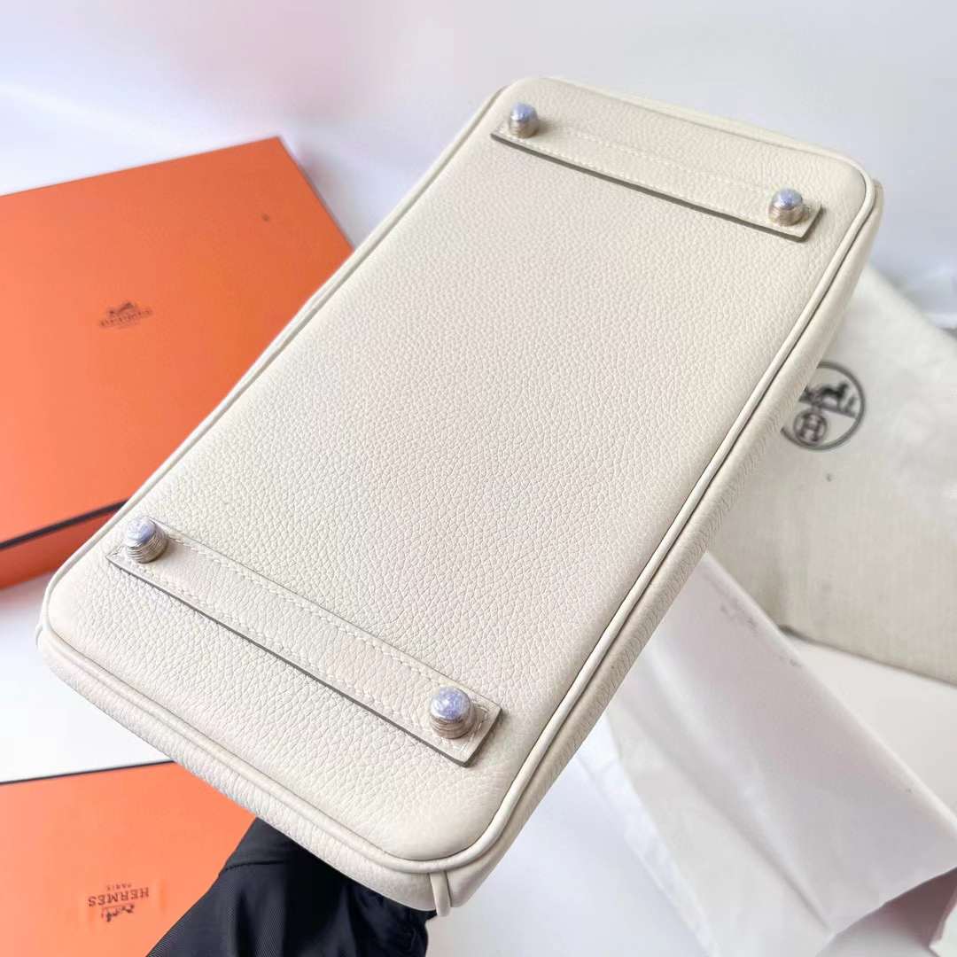 Hermès（爱马仕）Birkin 铂金包 Togo皮 Ck10 奶昔白 金扣 Ghw 30cm