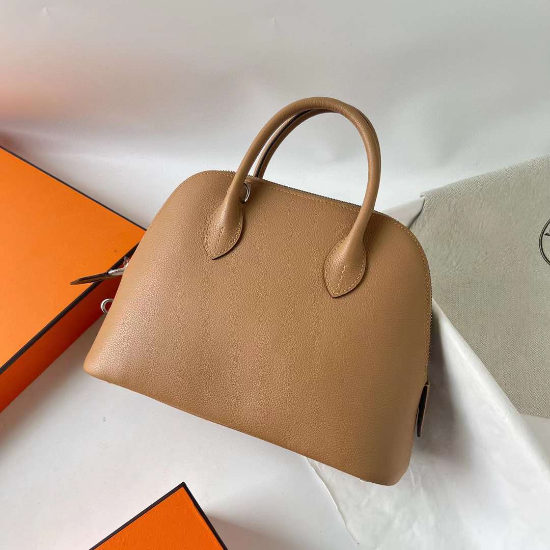 Hermès（爱马仕）Bolide 保龄球包 Evercolor 0M 奶茶色 内拼 X9 锦葵紫 银扣 25cm 全手工蜡线缝 Phw